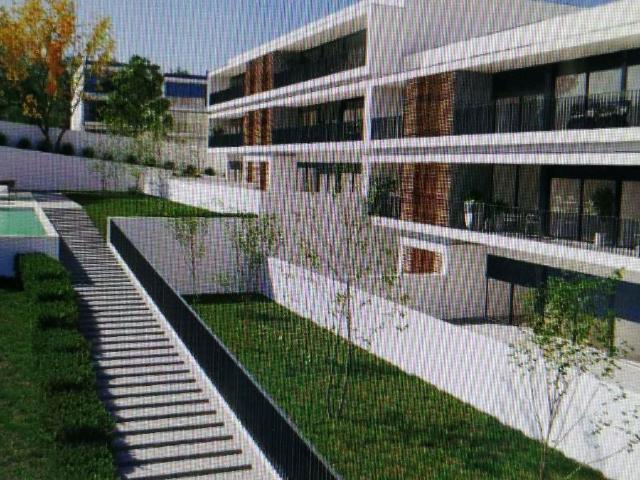 T2 com varanda 15m2 e garagem 33,40m2 em empreendimento n. 94m² Gondomar São Cosme, Valbom e Jovim