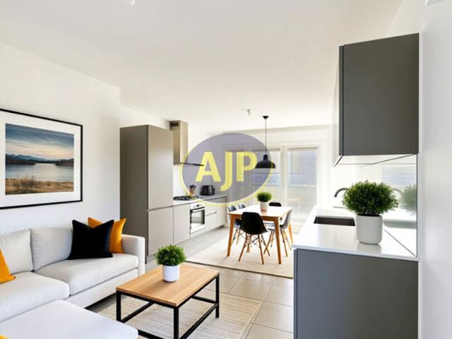 T2 dans résidence sécurisée avec terrasse et double parking