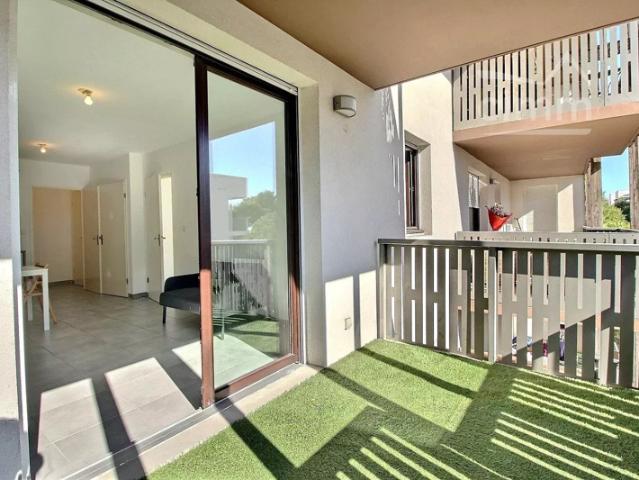 T2 de 41 m2 avec balcon 8 m2 et parking
