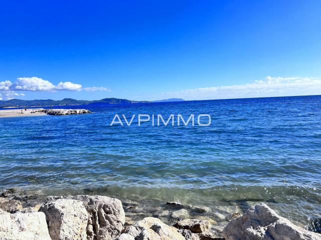 T2 de 45 m2 à La Ciotat À Deux Pas de la Plage ! 45m² La Ciotat