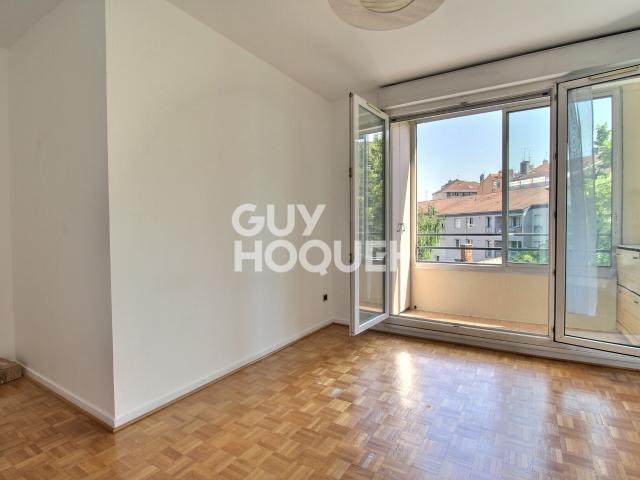 T2 de 45m2 Garage + cave Métro D Gare de Vaise Lyon 9