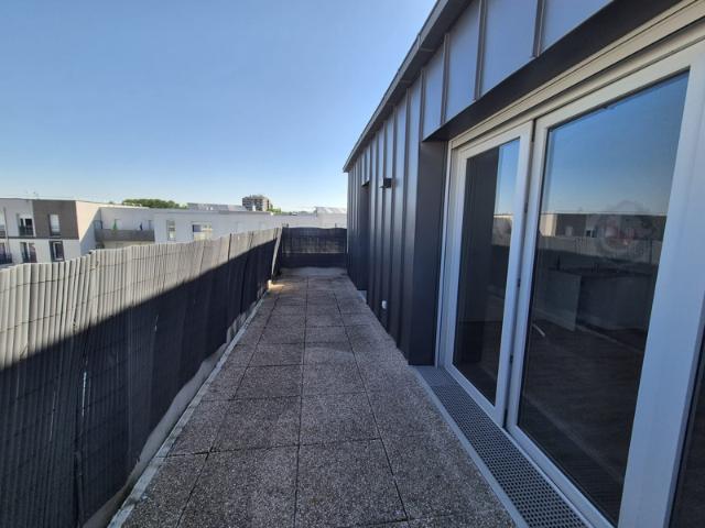 T2 de 46.6m2 Terrasse de +13m2 Villepinte Vert Galant