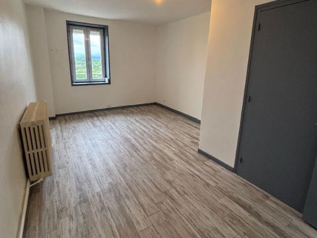 T2 de 37.6m² Montceau les Mines
