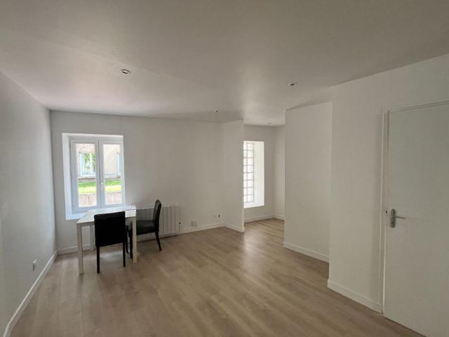 T2 de 36,85 m2, rue Solférino réf 6099