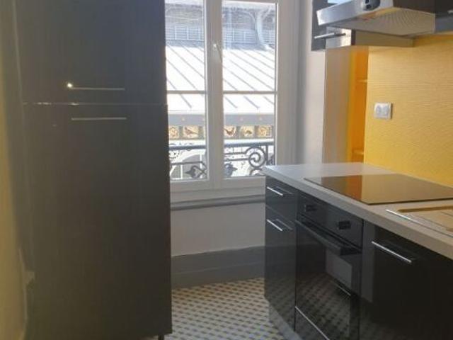 T2 DE 36 M² PLACE DE LA MOTTE