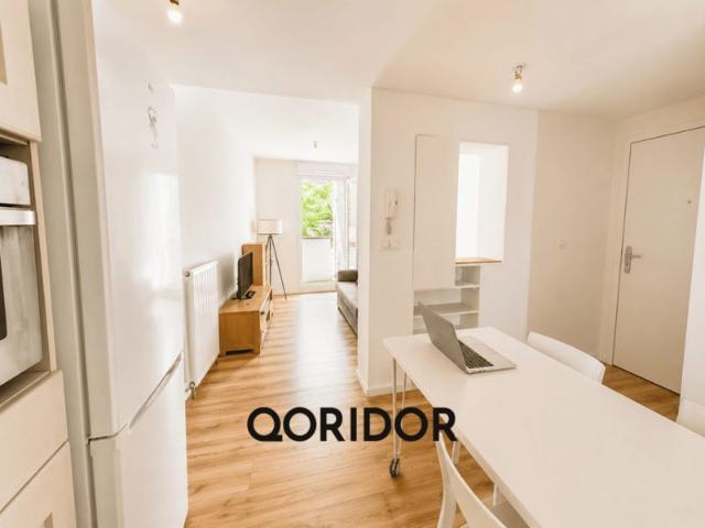 T2 DE 36M² TRAVERSANT, MEUBLÉ AVEC BALCON