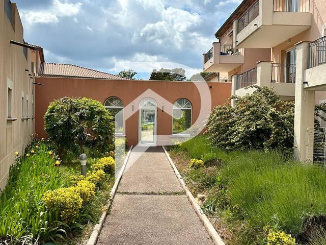 T2 de 39 m² en LMNP dans Résidence Senior à Plan d'Aups la Sain