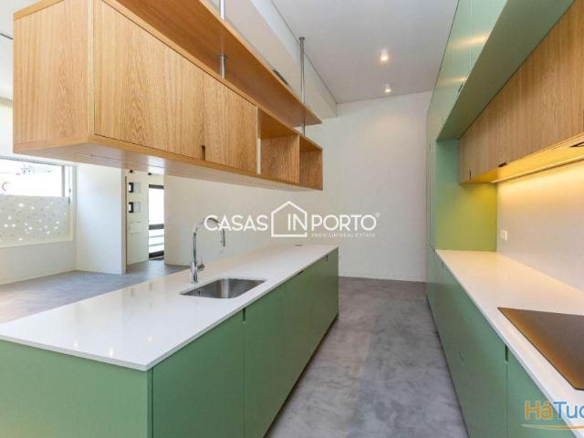 T2 de Charme Baixa do Porto Junto á Praça da Batalha. | 26074058532