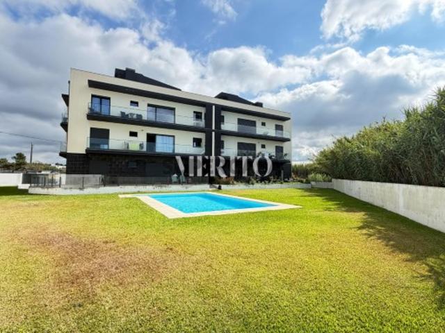 T2 de Excelência a 200 metros da Praia da Apúlia Conforto, Exclusividade e Qualidade de Vida