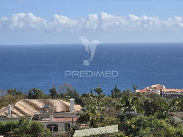T2 de Sonho com Vista Panorâmica sobre a Baía do Funchal – Miradouro dos Barreiros