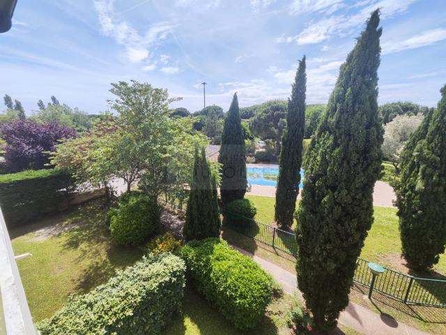 T2 dernier étage avec balcon, piscine et double stationnement – Toulouse