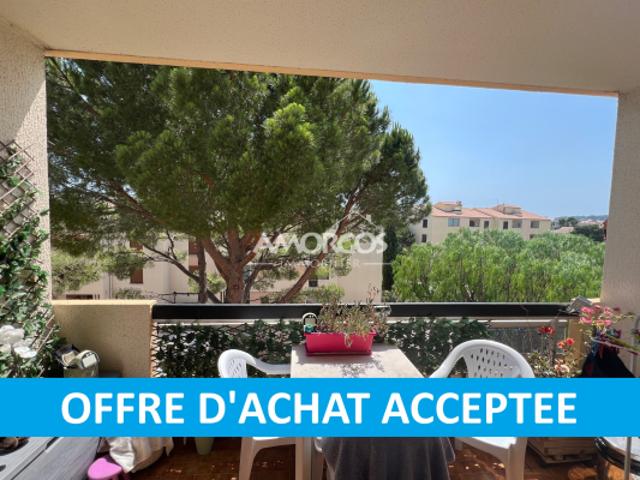 T2 dernier étage avec terrasse Sanary sur Mer