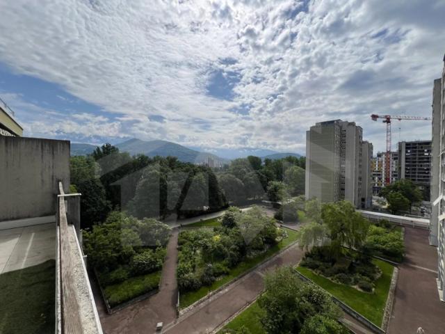 T2 DERNIER ETAGE 57,36m2