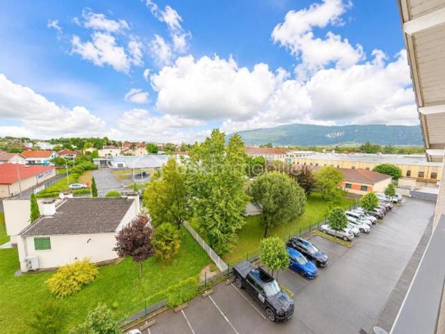 T2 DERNIER ÉTAGE 52 m2 AVEC GRANDE TERRASSE Résidence sécurisée « Élégance Vercors »