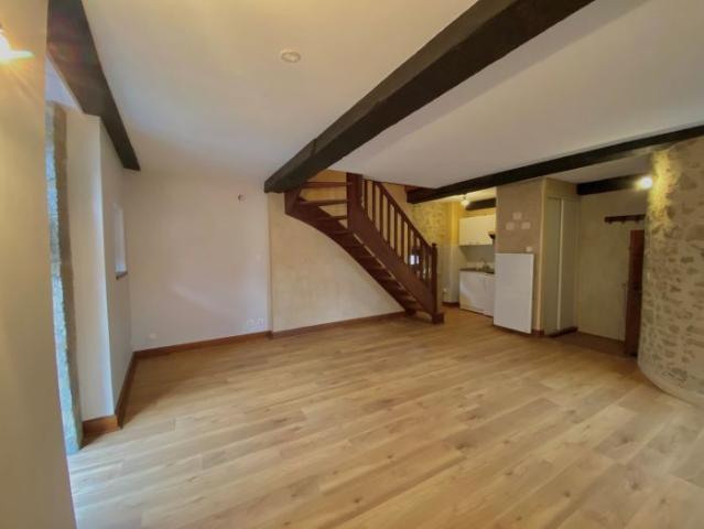 T2 DUPLEX