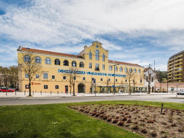 T2 Duplex | Moagem Heritage | Edifício Único e Icónico | Cor 277m² Leiria, Pousos, Barreira e Cortes