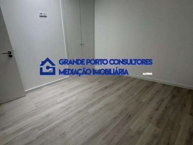 T2 Duplex Matosinhos Sul junto Av. Serpa Pinto