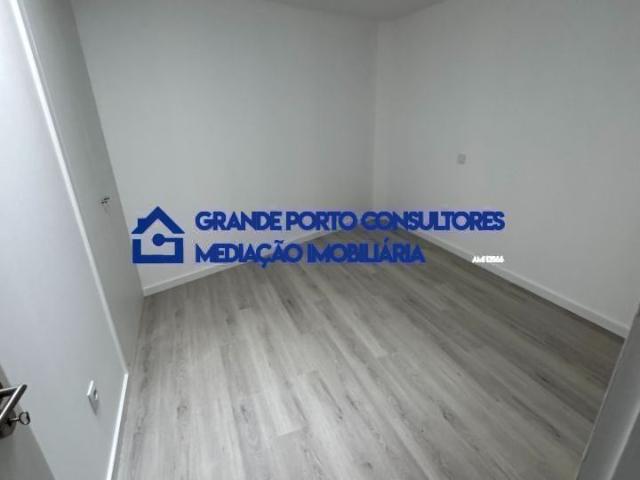 T2 Duplex Matosinhos Sul junto Av. Serpa Pinto