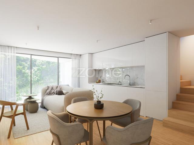 T2 Duplex Novo com varanda em V N Gaia_Devesas|Estacionamento|Elevado
