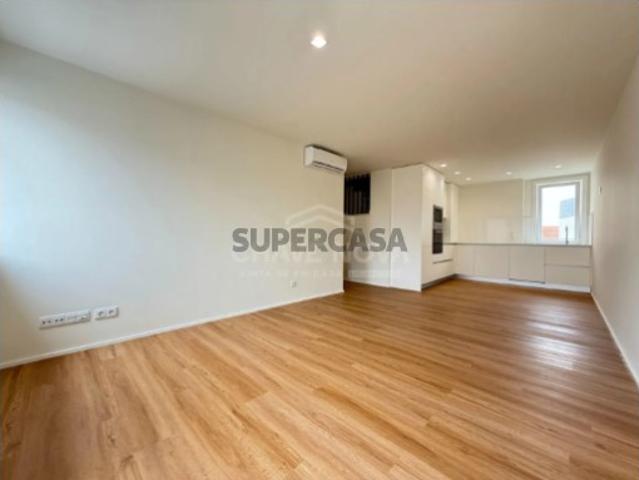 T2 Duplex Novo em Matosinhos Sul