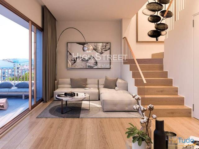 T2 Duplex nas Avenidas Novas, com terraço e vista | 26083557163