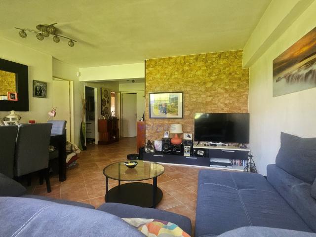 T2 em Alvalade junto à Cidade Universitária Excelente Oportunidade!