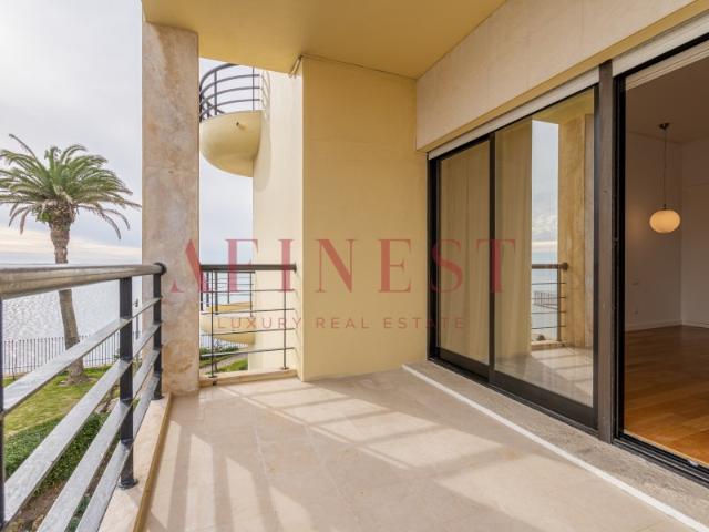 T2 em Condominio em S.João Estoril