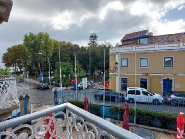 T2 em Frente ao Mar, Paço de Arcos