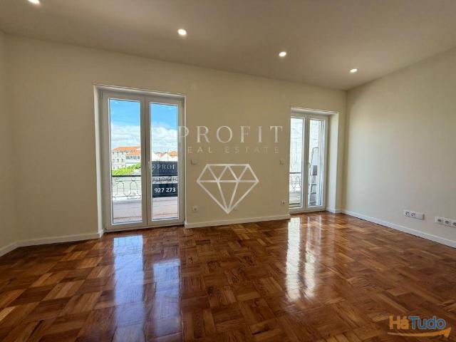 T2 em Linda a velha remodelado para venda | 26084093448