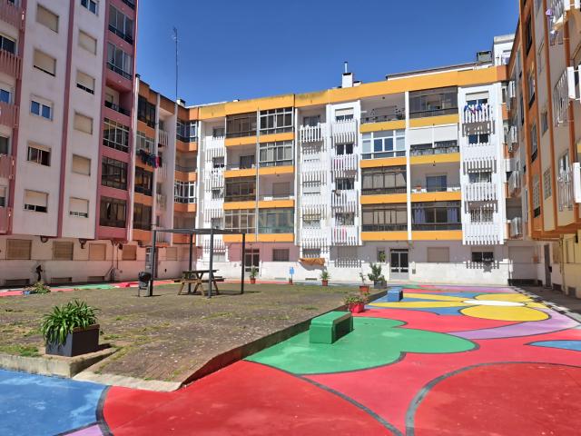 T2 em Queluz com excelentes áreas