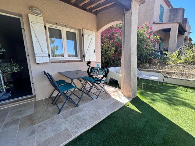 T2 en duplex Les Issambres Jardinet 5 minutes de la pl. 35m² Les Issambres