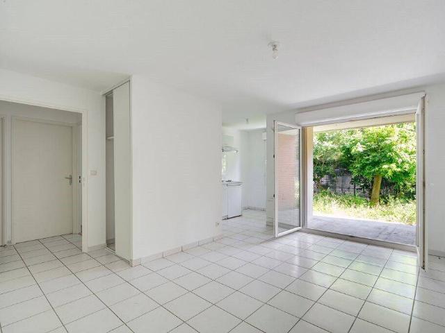 T2 en rez de jardin avec parking
