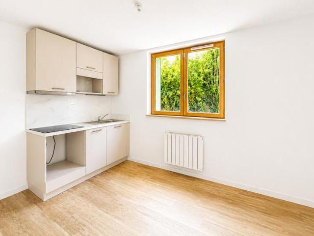 T2 en rez de jardin dans résidence entièrement rénovée