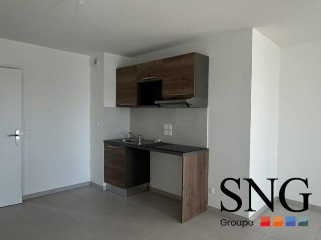 T2 ENTIEREMENT NEUF AVEC BALCON ET PLACE DE PARKING