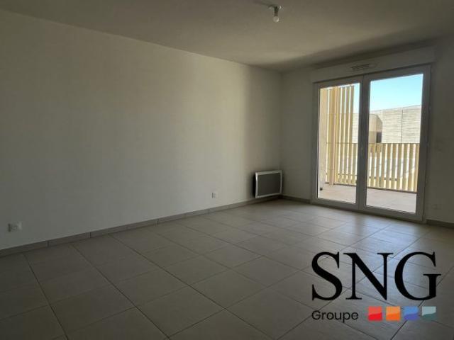 T2 ENTIEREMENT NEUF AVEC BALCON ET PLACE DE PARKING