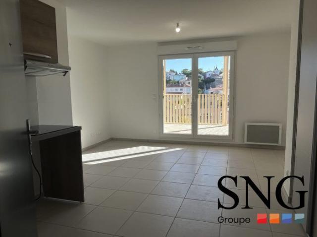 T2 ENTIEREMENT NEUF AVEC BALCON ET PLACE DE PARKING