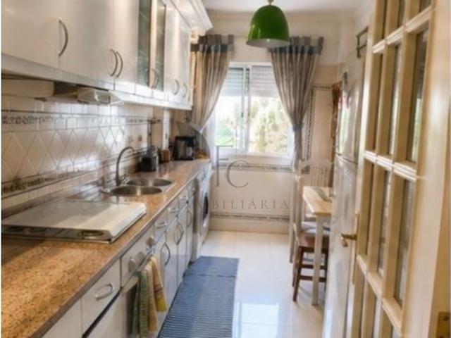 T2 Espaçoso e Luminoso em Santa Marta do Pinhal | 298.000€