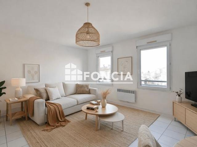 T2 lumineux avec double balcon – Quartier Gare