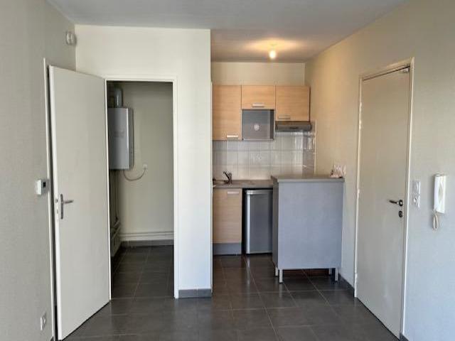 T2 LYON COURS LUMIERE 7, rue Saint Agnan 69008 LYON Clesev.