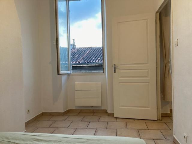 T2 Marseille 13003