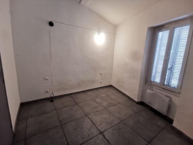 T2 Marseille 13003
