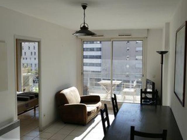 T2 Marseille 13008