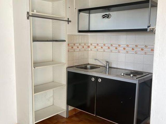 T2 Marseille 13008