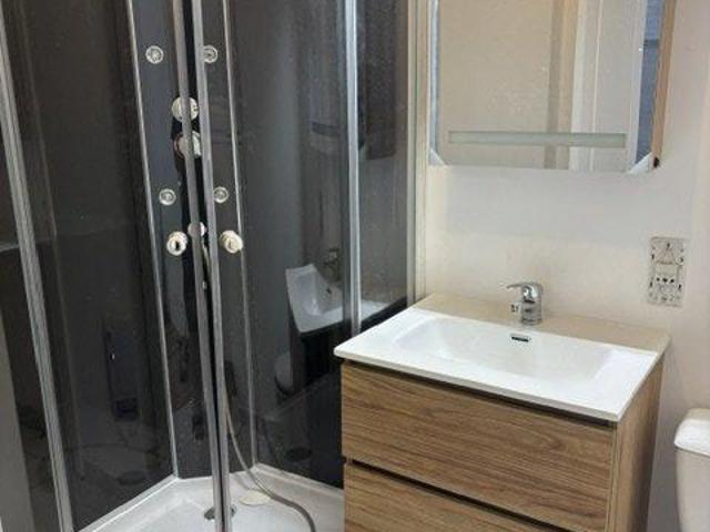T2 Marseille 13009
