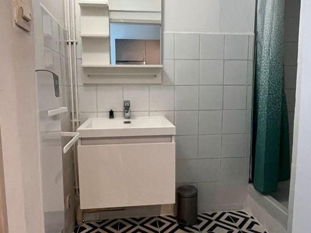 T2 meublé 35m2 dans maison de ville – Metro Cormon