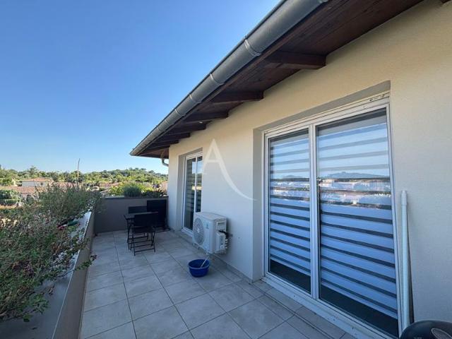 T2 meublé 39 m² avec terrasse, piscine et climatisation Générac