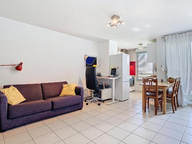 T2 – MEUBLE – 40.63 m² – BALCON – PARKING – CLIMATISATION – 69100 – VILLEURBANNE