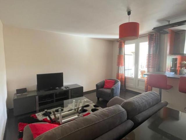 T2 meublé 42.59m2 SAINT DENIS