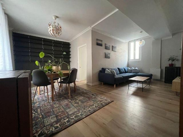 T2 meublé 47m2 Suresnes Centre