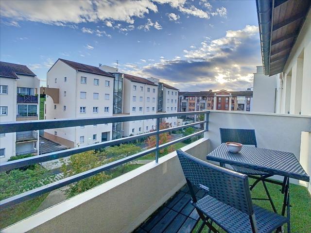 T2 MEUBLE – 48 m2 – BALCON – GARAGE – 69230 SAINT GENIS LAVAL